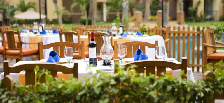 Villa Del Arco Beach Resort & Spa