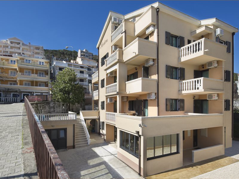 Villa Kentera — 4-Star Luxury Hotel in Budva, Montenegro
