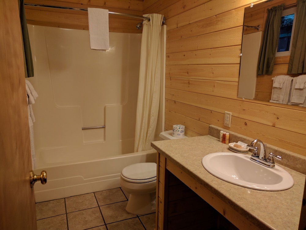 Emerald Forest Cabins - photo 117