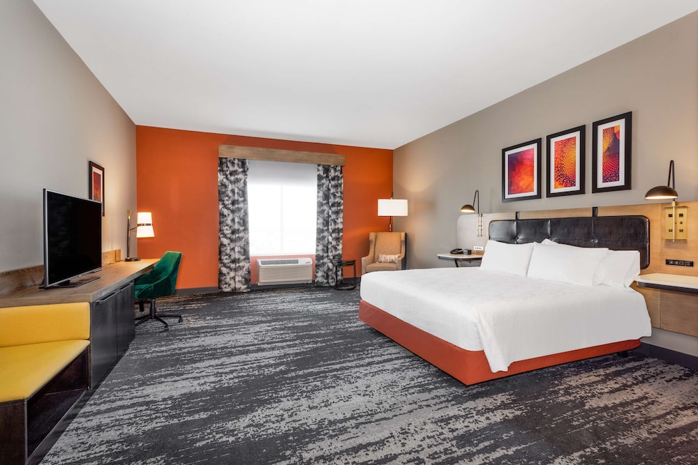 Hilton Garden Inn Hays - photo 11