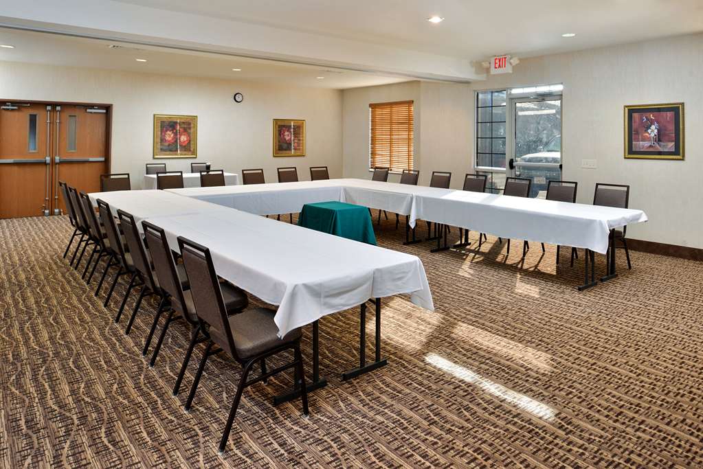 Comfort Inn & Suites Madison North - photo 27