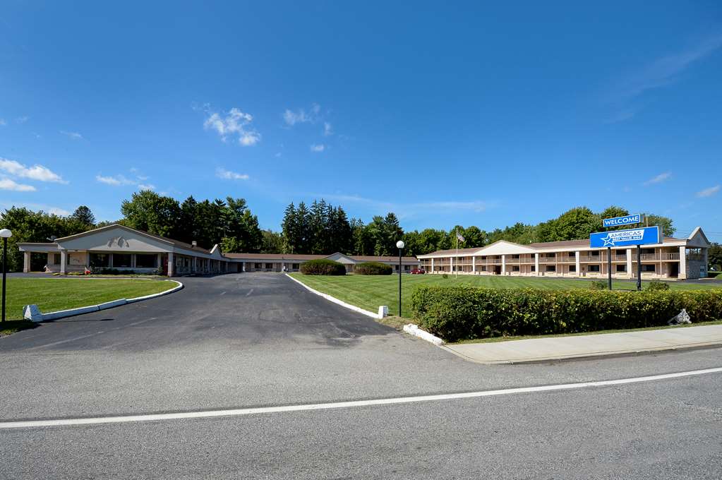 Americas Best Value Inn at Central Valley Woodbury - photo 6