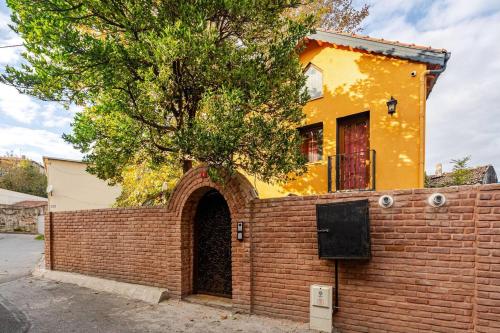 Villa Arancia Istanbul Garden BBQ Sauna & Turkish Bath by the Tram in Fatih — 4-Star Luxury Hotel in Istanbul, Turkey