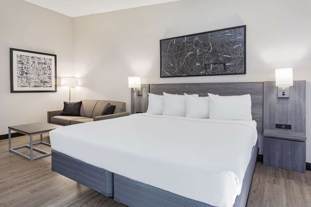 Ramada by Wyndham Hartford North Bradley Airport - photo 22