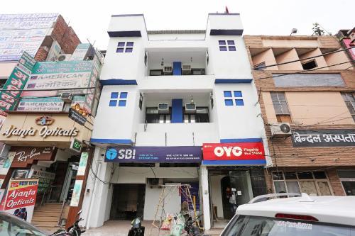 OYO Flagship 15784 Bus Stand - last minute hotel in Gurgaon