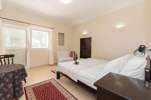 Apartman Orlovac — 4-Star Luxury Hotel in Omis, Croatia