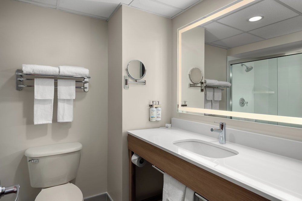Holiday Inn Express & Suites Hawthorne Elmsford North by IHG - photo 35