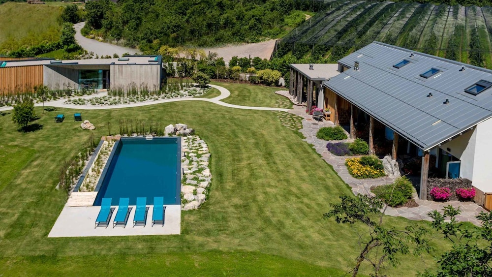 Agritur La Dolce Mela Adults Only — hotel in Vezzano