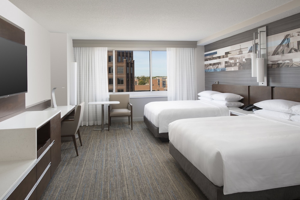 Kansas City Marriott Country Club Plaza - photo 6