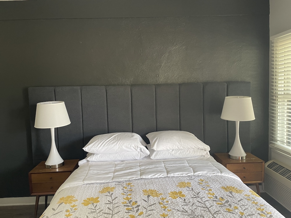 Blue Star Motel - photo 15