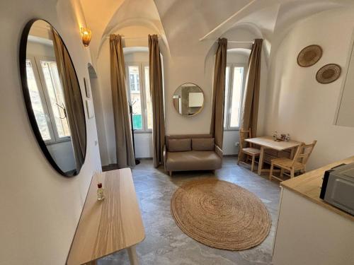 Centro Storico Residenze La Palma — 4-Star Luxury Hotel in San Remo, Italy