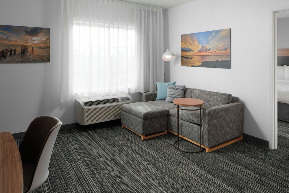 TownePlace Suites by Marriott Fort Myers Estero - photo 20