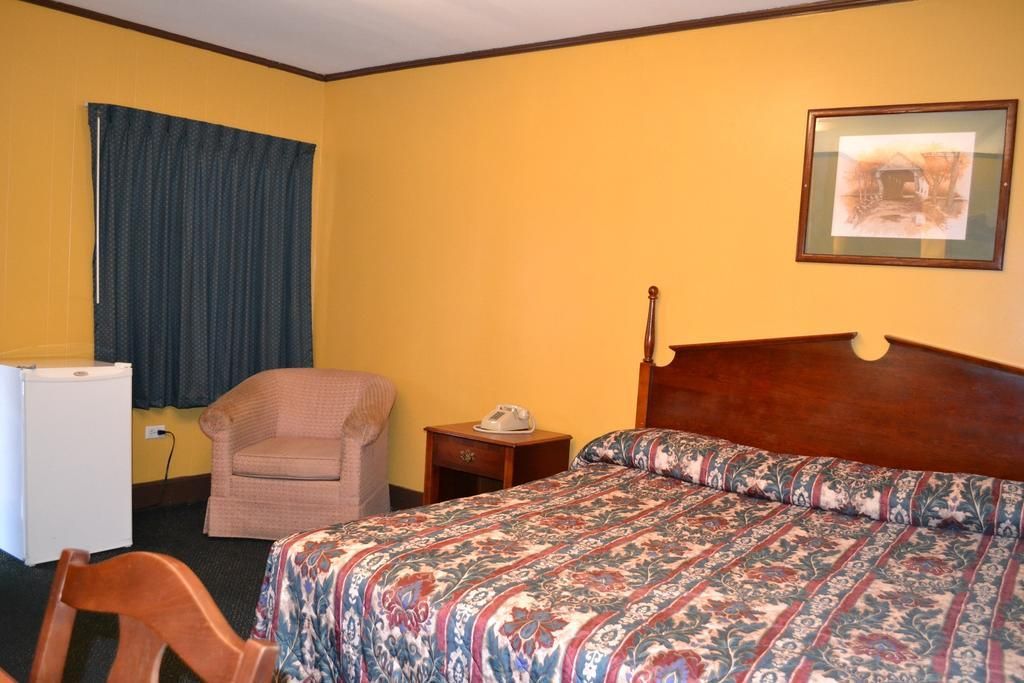 Royal Inn Albertville - photo 17