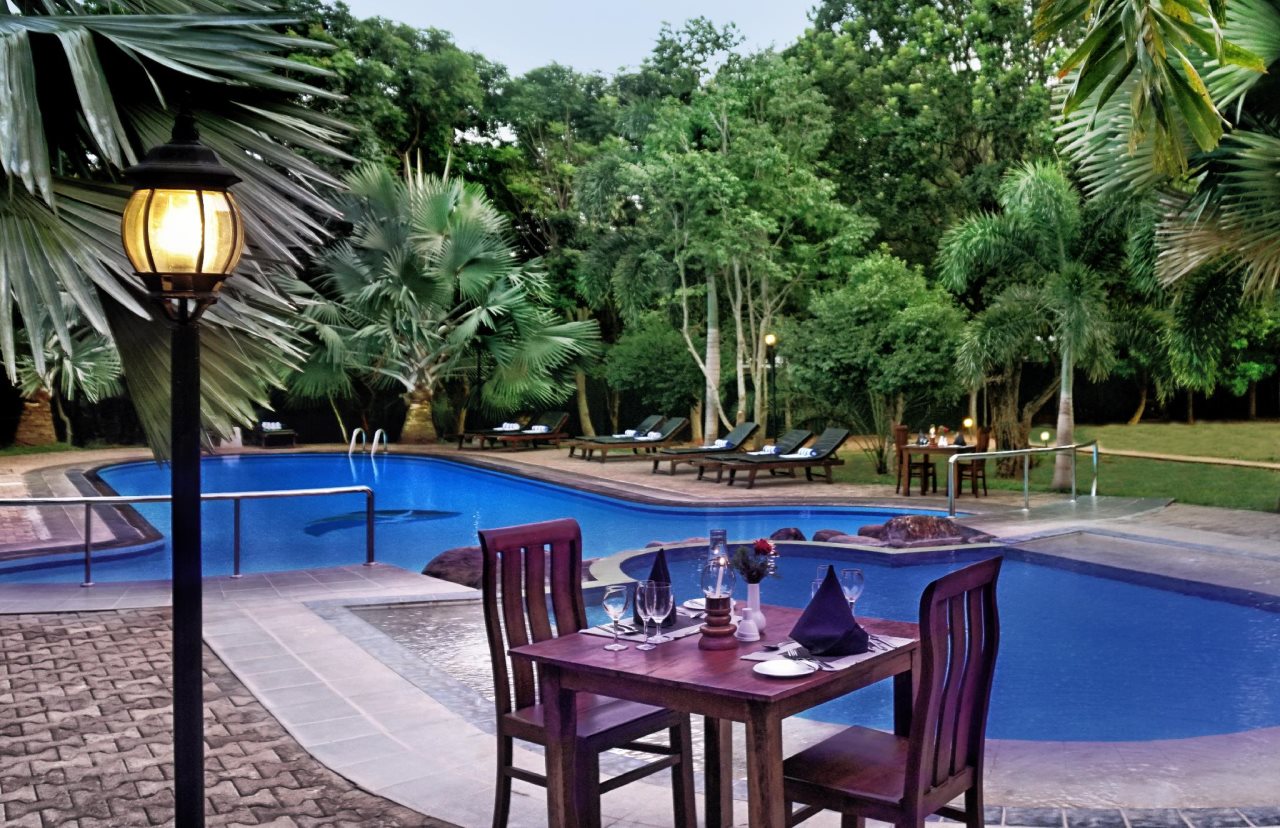 Saunter Paradise Hotel in Sigiriya, Sri Lanka