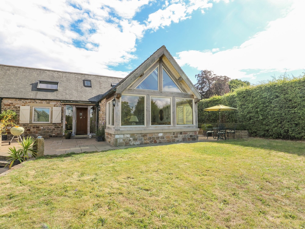 Swallows Barn - carbon neutral hotel in Chesterfield