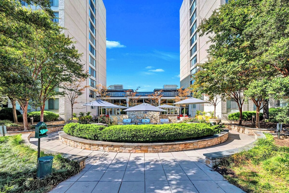 Restful Stay in DC Apartments — 4-Star Luxury Hotel in Arlington, United States