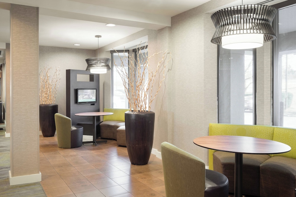 Courtyard by Marriott Princeton - photo 18