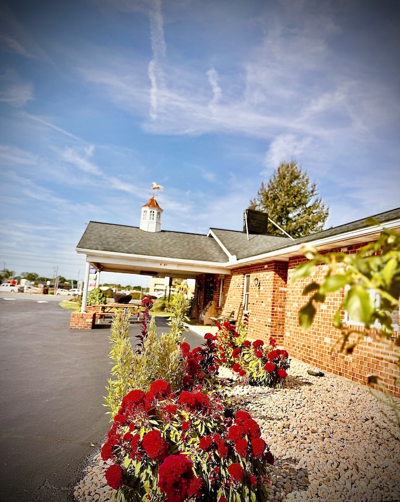 Weathervane Motor Court - photo 19