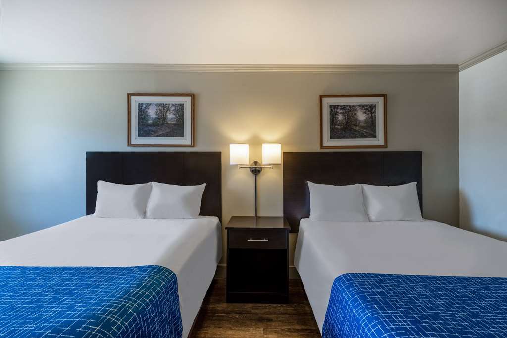 Travelodge by Wyndham Livingston Yellowstone - photo 17