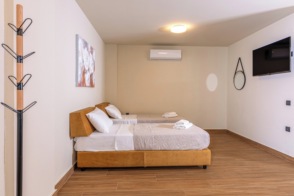Doce Dioses - carbon neutral hotel in Unknown City