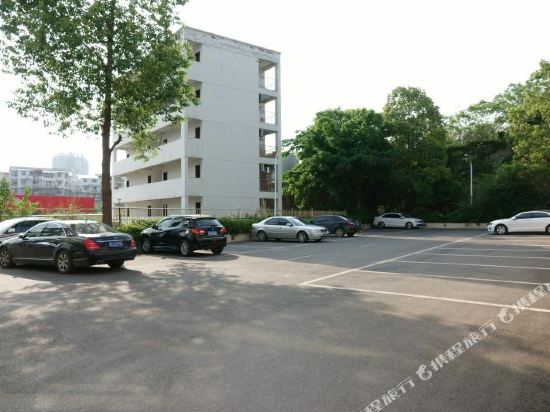 Aifeier Hotel in Ziyang, People's Republic of China