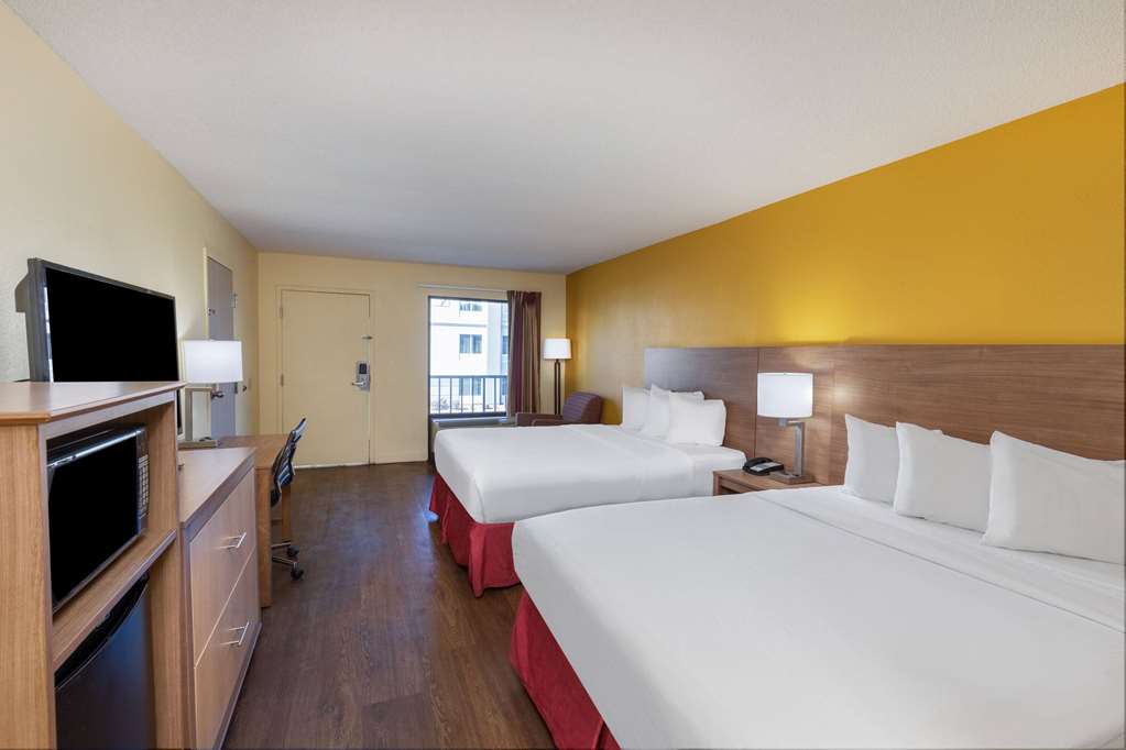 Days Inn by Wyndham Florence I 95 North - photo 34