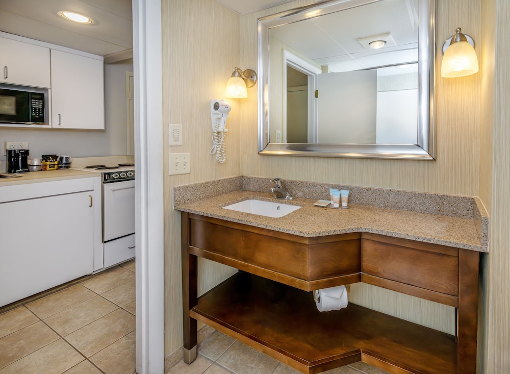 The Bay Resort - photo 15