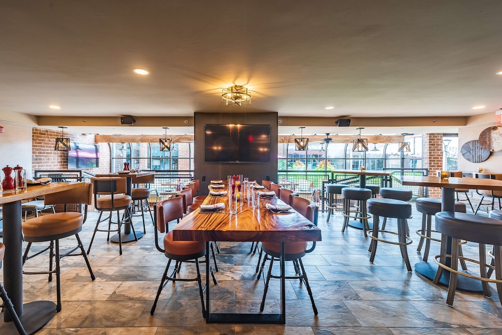 Doubletree by Hilton McLean Tysons - photo 45
