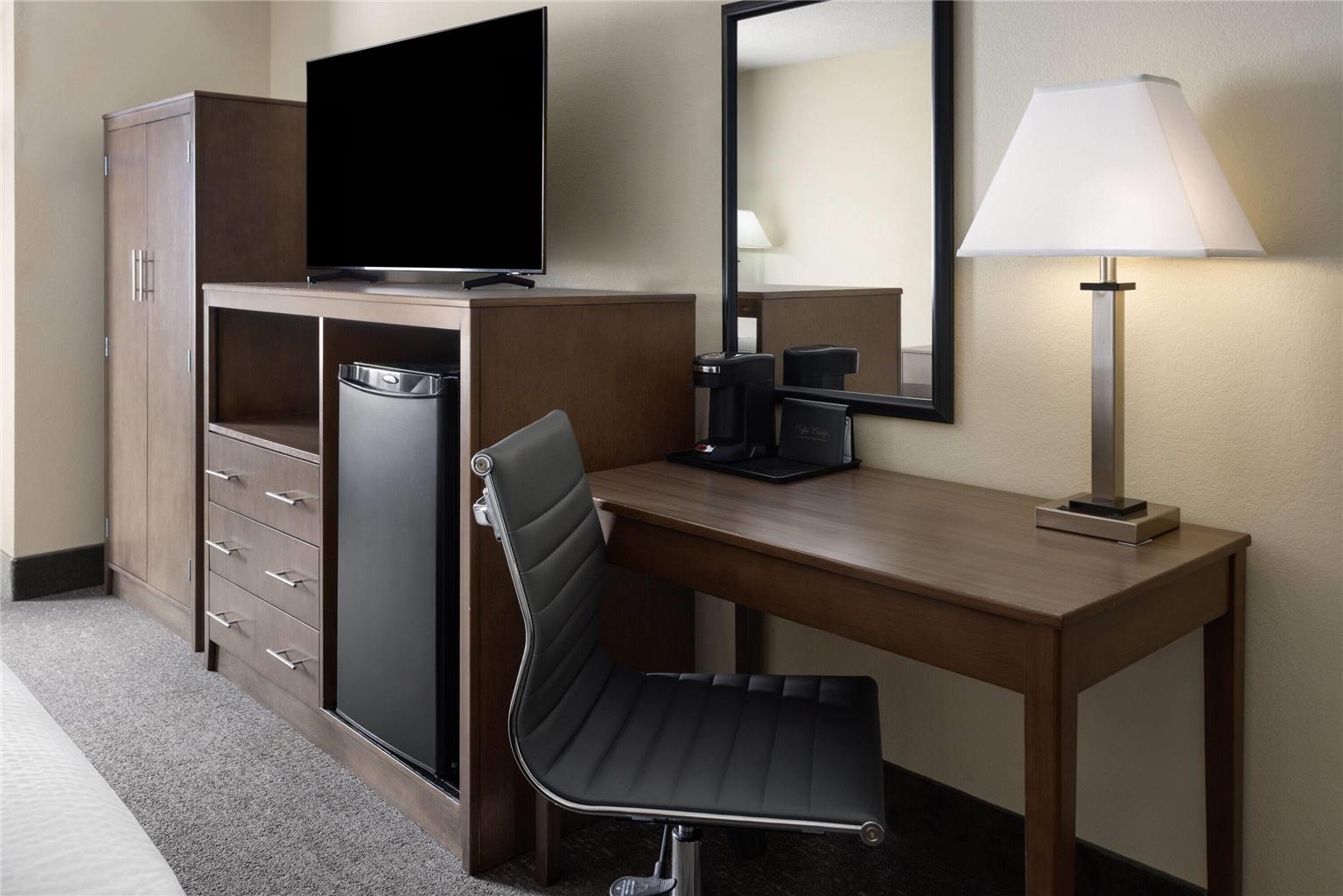 Days Inn by Wyndham Penn State - photo 22