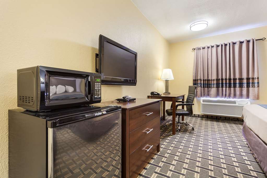 Rodeway Inn Lincoln West University Area - photo 27
