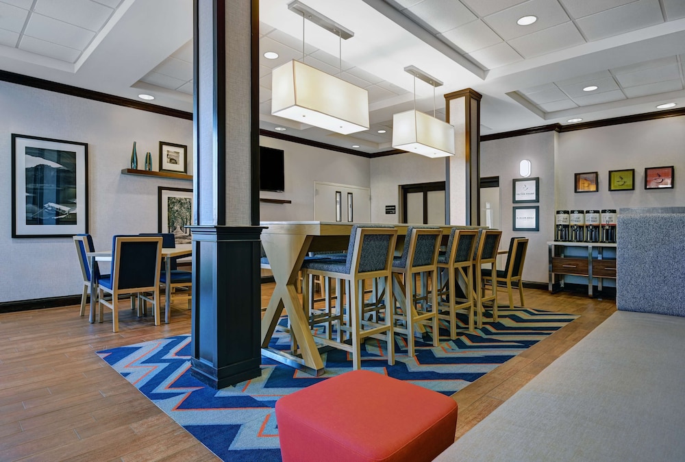 Hampton Inn Farmington - photo 7