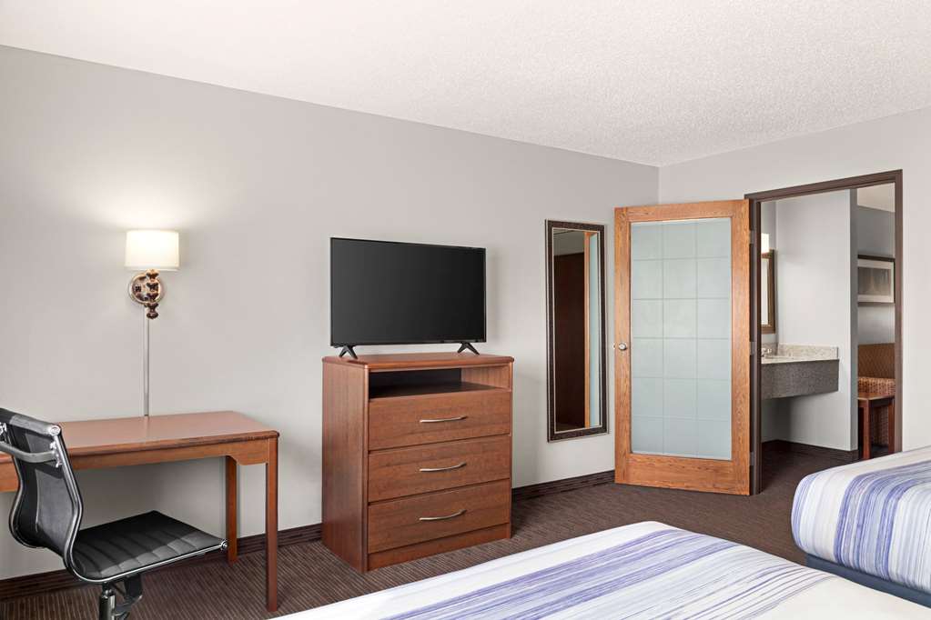 AmericInn by Wyndham Sauk Centre - photo 45