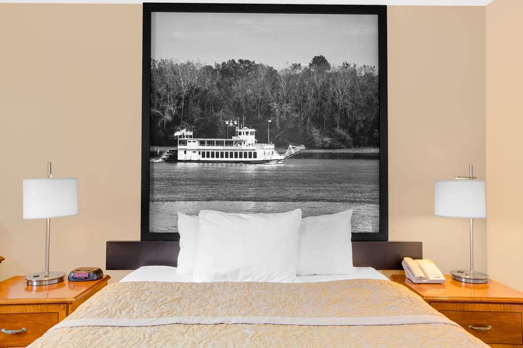 Super 8 by Wyndham Clear Lake - photo 14