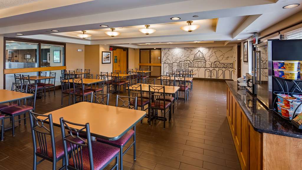 Best Western East Towne Suites - photo 32