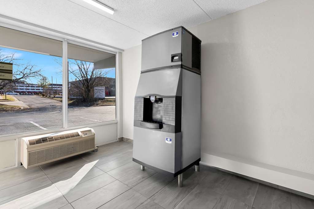 Quality Inn Nashville Opryland Area - photo 39