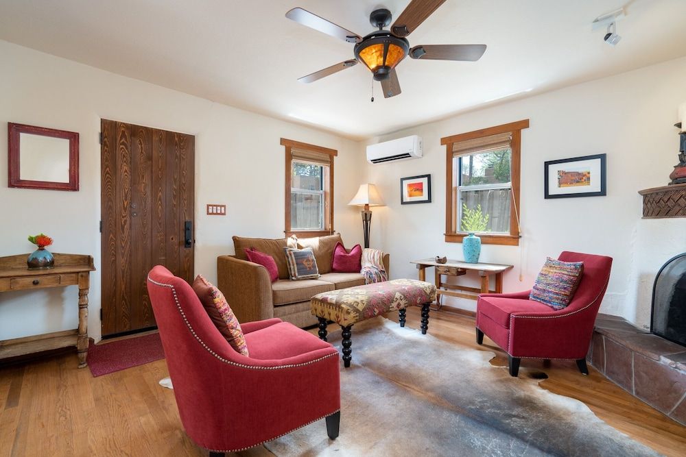 Casita Zorro by Kokopelli Property Management in Santa Fe, United States