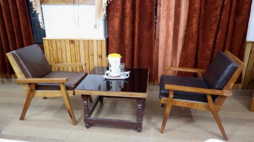 Hotel Him Parvat — Unknown City — photo 5