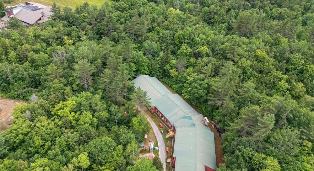 Evergreen Valley Inn - photo 119