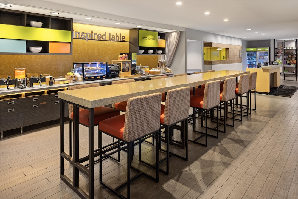 Home2 Suites by Hilton Roseville Minneapolis - photo 32