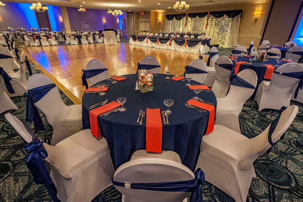 Best Western Plus Strongsville Cleveland - photo 9
