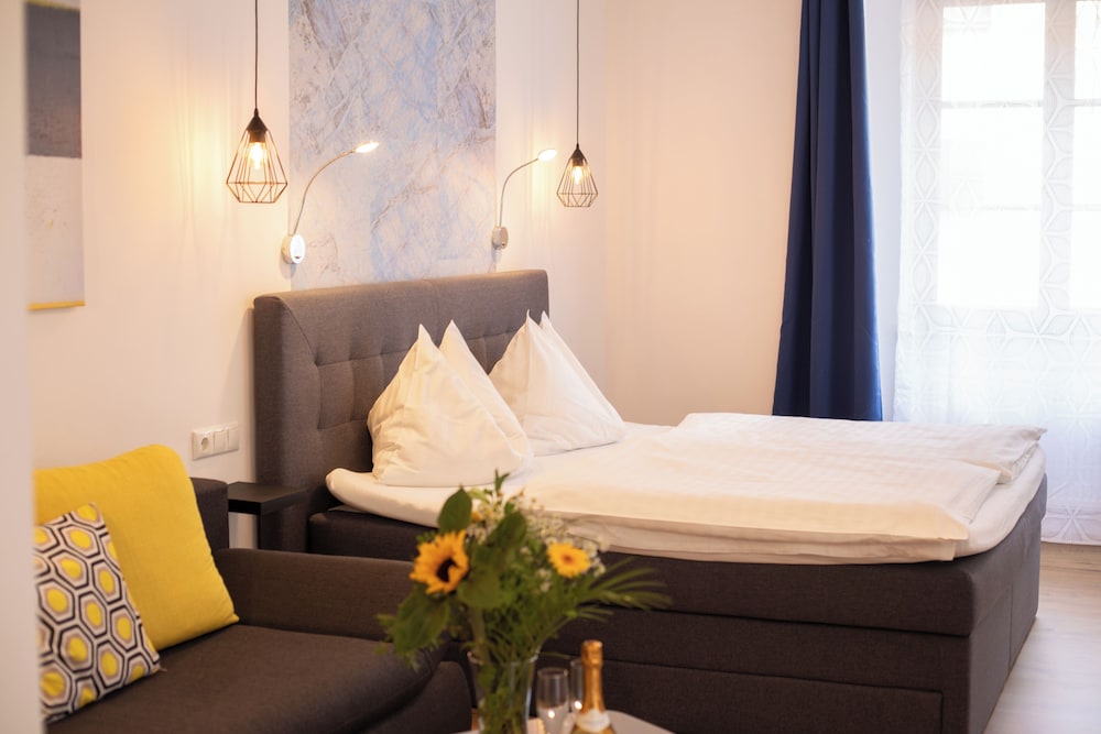Hotel Zum goldenen Hirschen — hotel in Freistadt