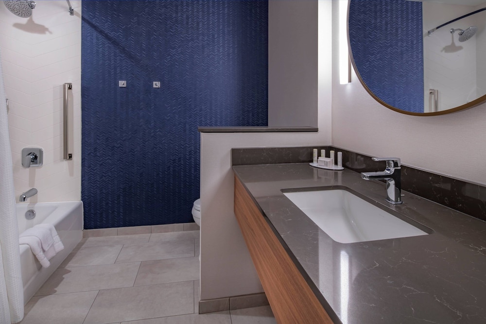 Fairfield Inn & Suites by Marriott Klamath Falls - photo 20