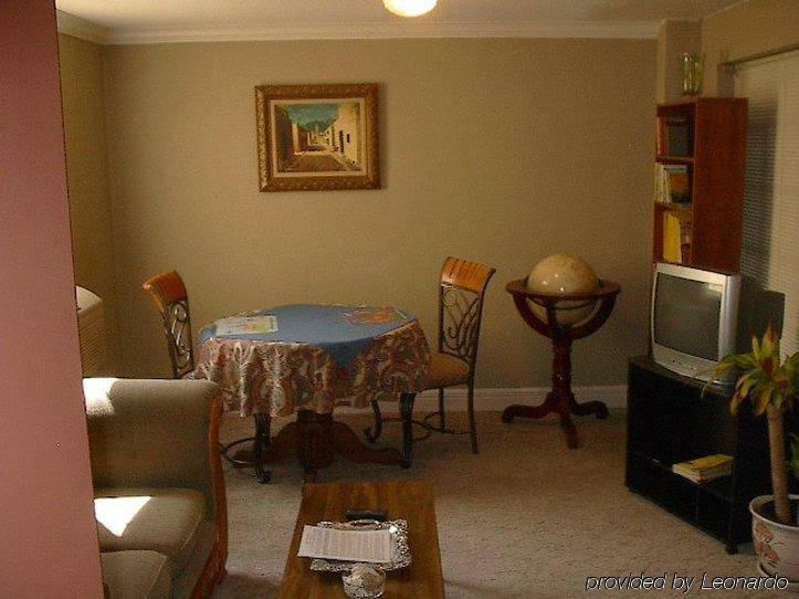 The B Inn - photo 7
