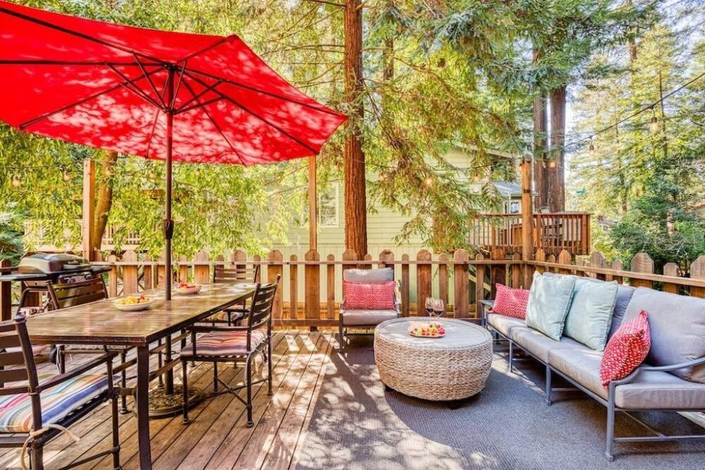 Redwood Retreat Redwoods Walk to River Hot Tub BBQ Central Air - photo 4