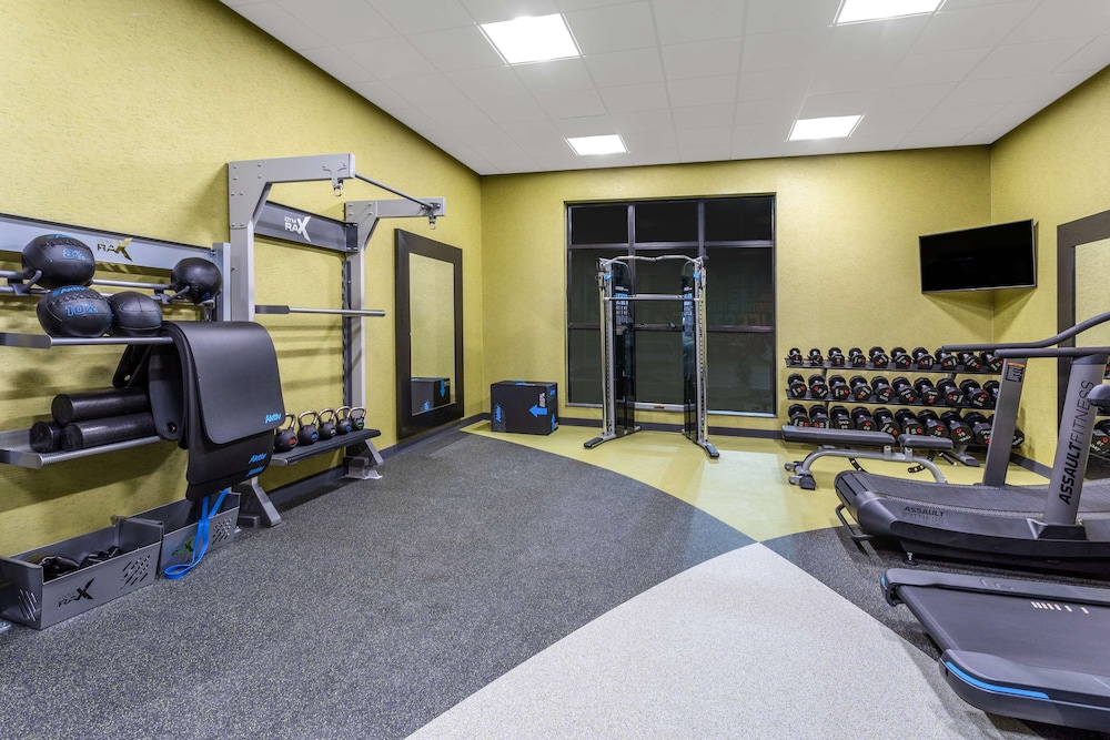 Hilton Garden Inn Hays - photo 20
