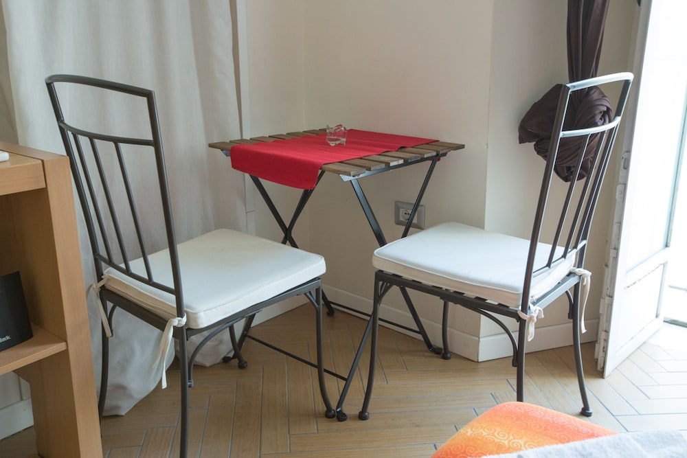 Federico II - last minute hotel in Naples