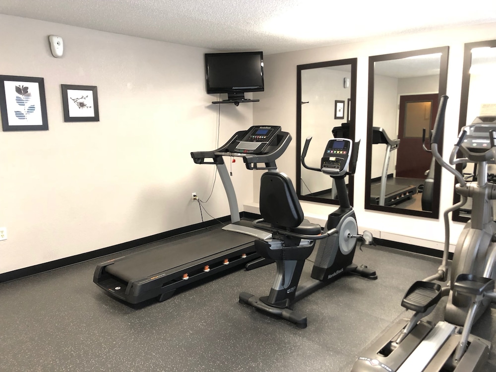 Country Inn & Suites by Radisson Greenville NC - photo 24