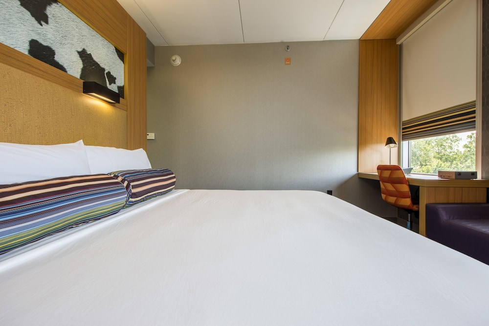 Aloft Nashville Franklin - photo 9