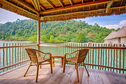 Telunas Beach Resort — Batam