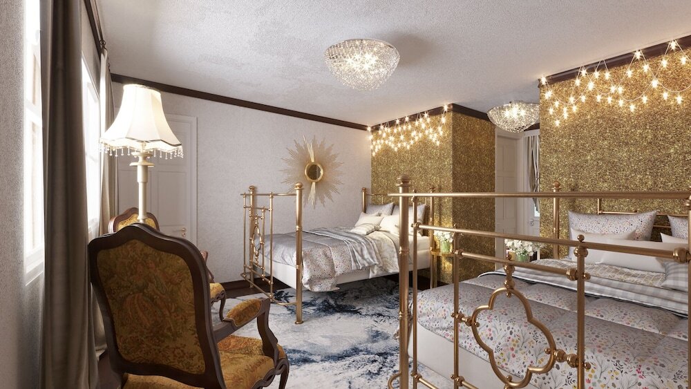 The Great Gatsby Motel Inn - photo 9
